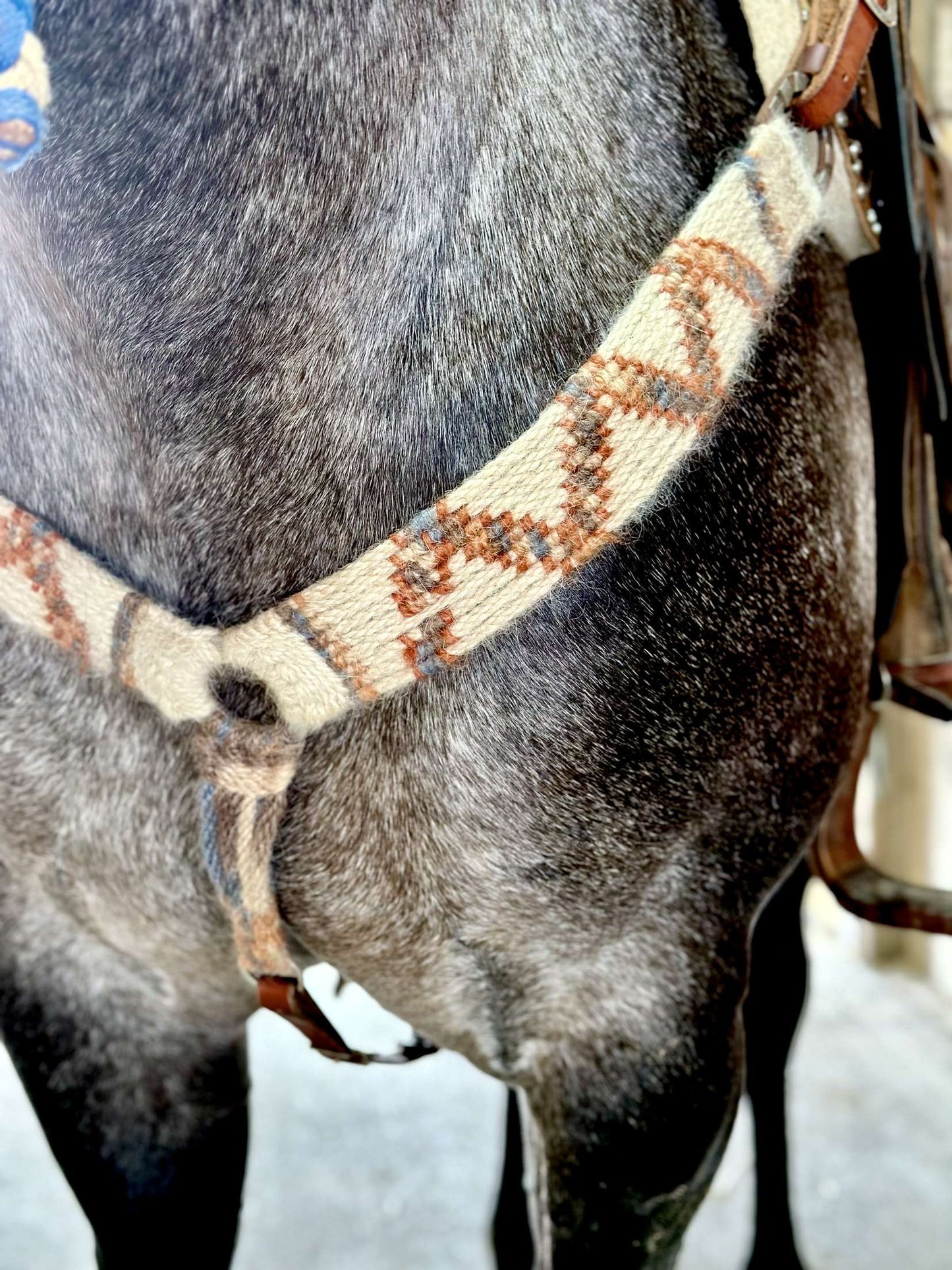 Zig Zag Mohair Breastcollar